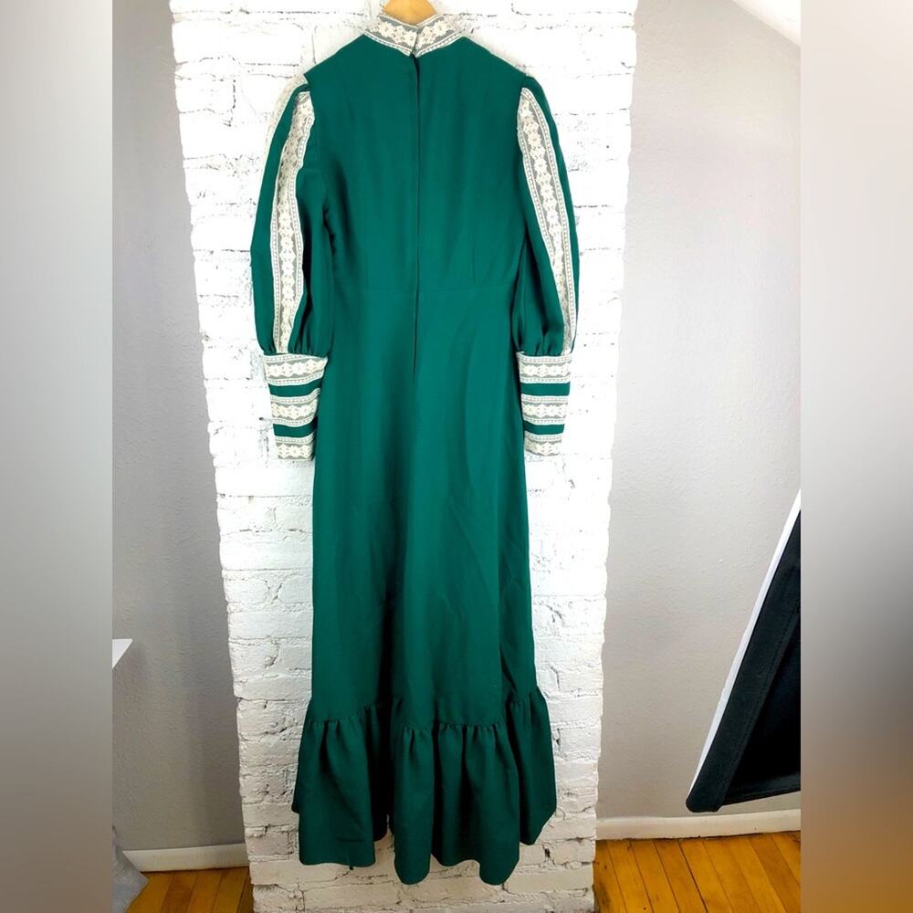 Vintage Prairie Lace Ruffle Dress - Picture 4 of 7